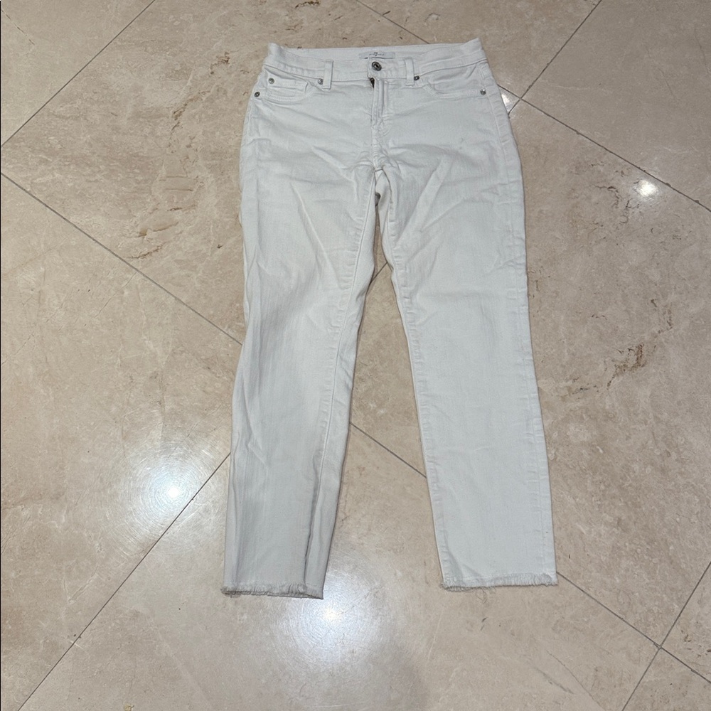 Seven 7️⃣ White Denim crop jeans